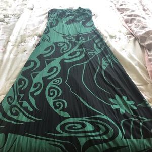 Wahine Toa maxi dress size small